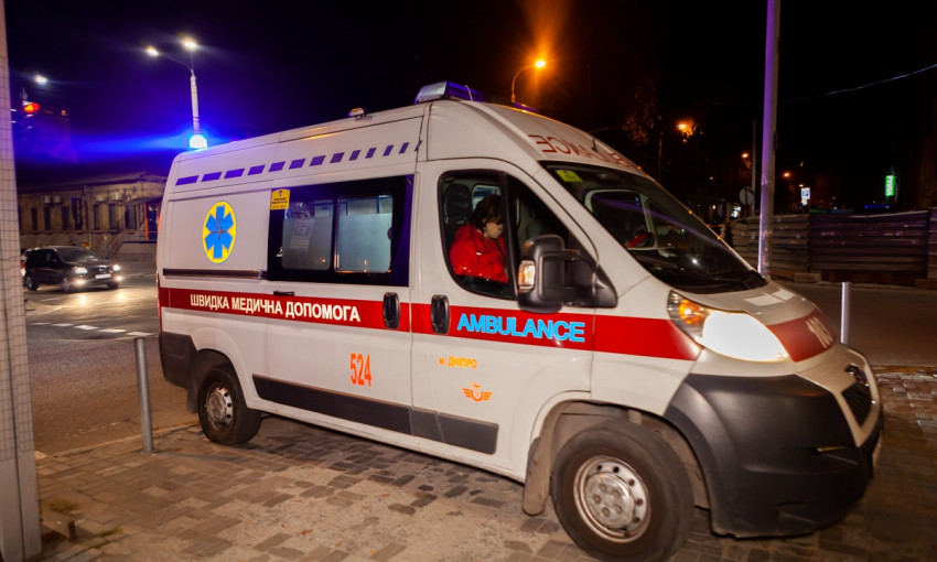 ДТП на Днепропетровщине: микроавтобус сбил пешехода