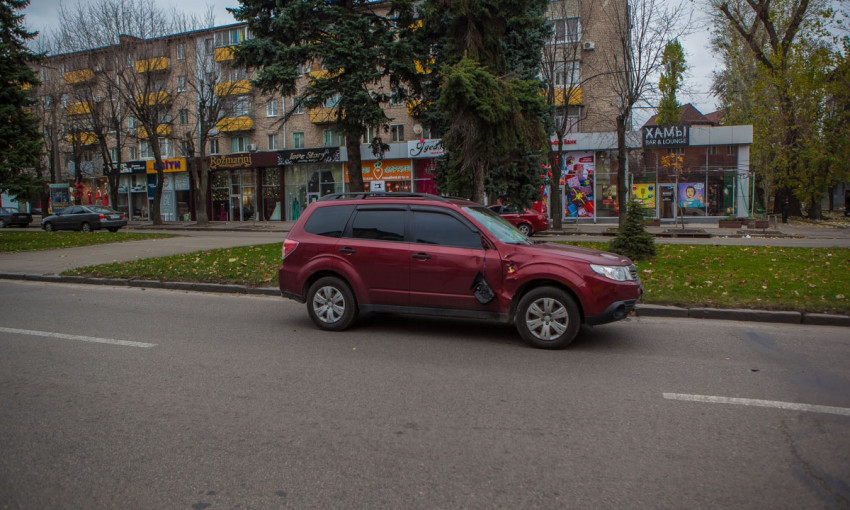 ДТП в Днепре: на Гагарина автомобиль сбил пешехода