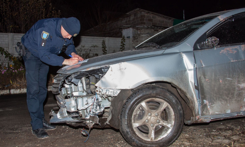 ДТП в Днепре: пьяный водитель врезался в ограждение 