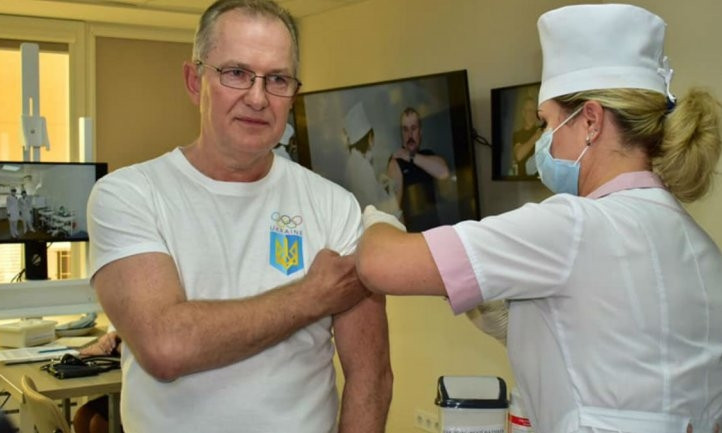 Врачи больницы Мечникова призвали делать прививки от гриппа