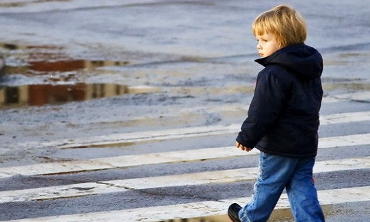 ЧП в Днепре: по городу гулял маленький мальчик без родителей 