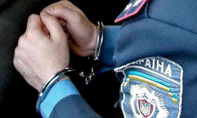 Полицейского  на Днипропетровщине поймали на взятке