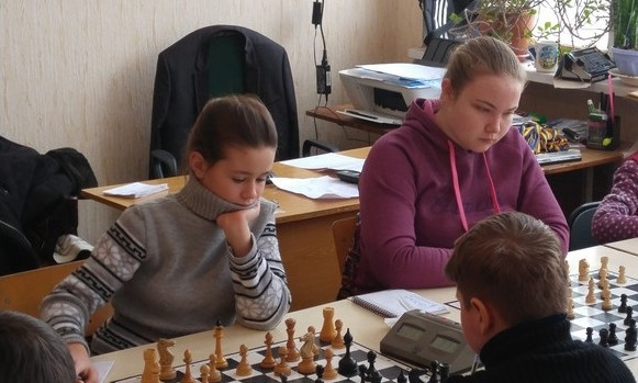 Юные шахматисты соревновались на Днепропетровщине
