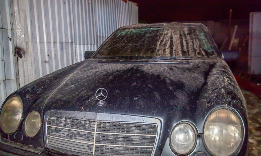 Пожар в Днепре: на Балашовской горел Mercedes