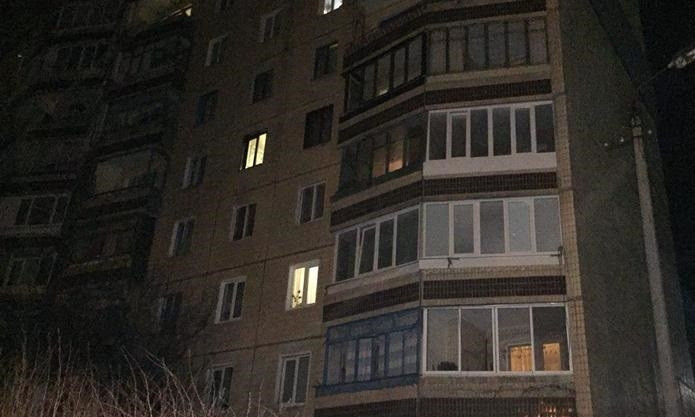 ЧП на Днепропетровщине: мужчина выпал с балкона и выжил 
