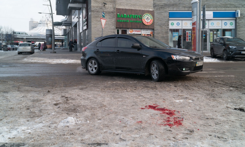 Кровавое нападение в центре Днепра: на мужчину напали с битами