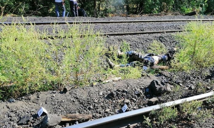ЧП на Днепропетровщине: мужчина попал под поезд 