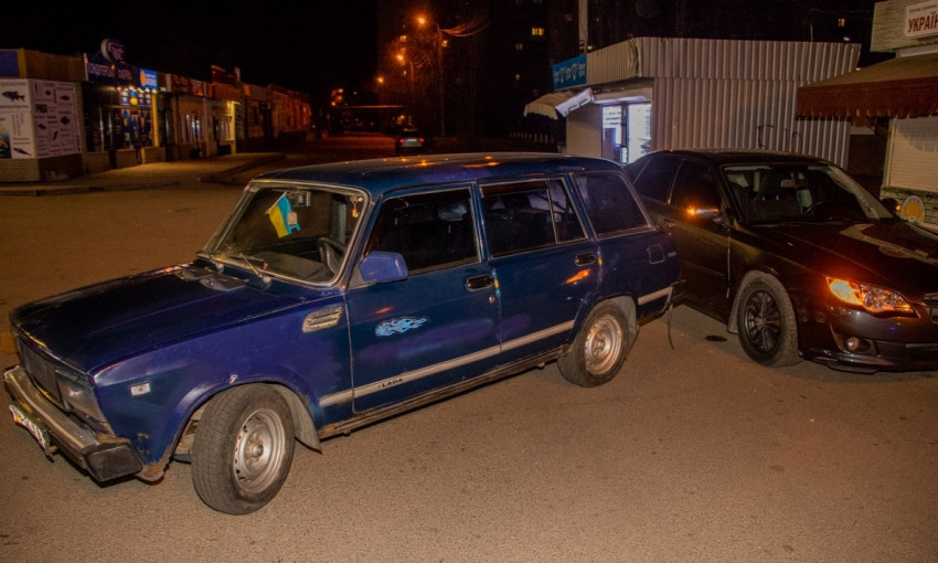ДТП в Днепре: на Красном Камне столкнулись два авто