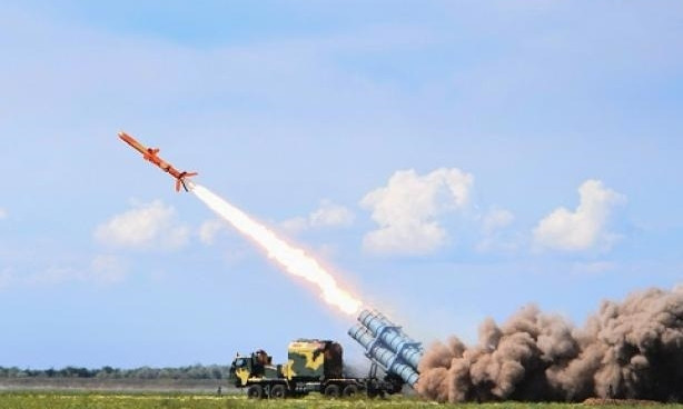 На Днепропетровщине испытали боеголовку ракеты "Нептун"