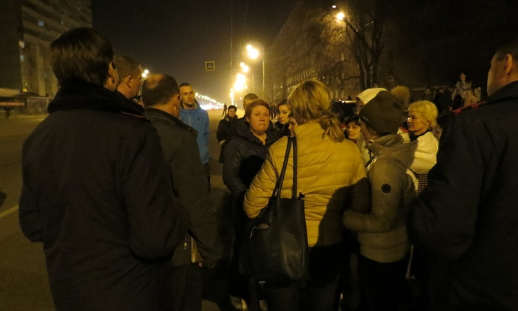 После митингов на Слобожанском проспекте днепрянам дали свет