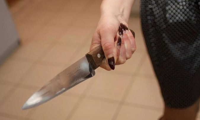 Жительница Днепропетровщины ударила мужа ножом во время ссоры 