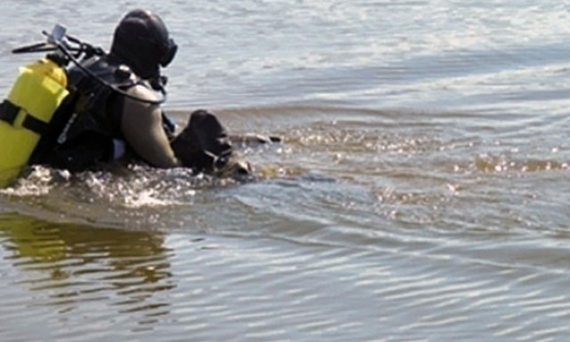 Житель Днепропетровщины пытался переплыть озеро с сыном и утонул