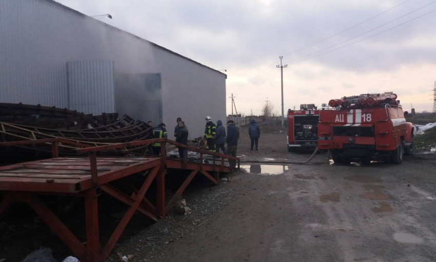Пожар в Днепре: в Самарском районе горели склады