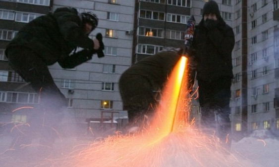 Полиция призывает днепрян осторожно взрывать фейерверки 