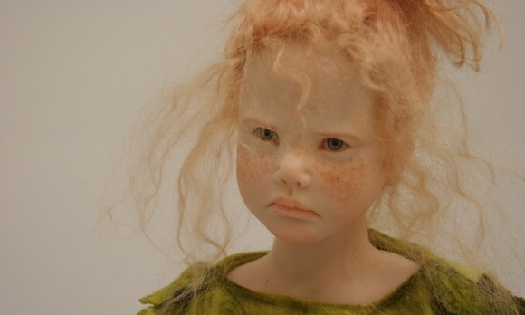 В Днепре проходит выставка авторских кукол 