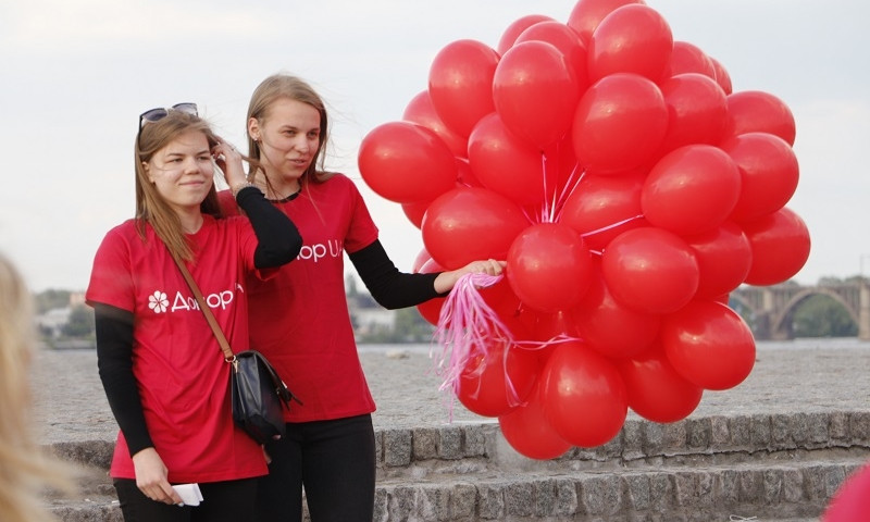 Жители Днепра отметили Всемирный день донора 