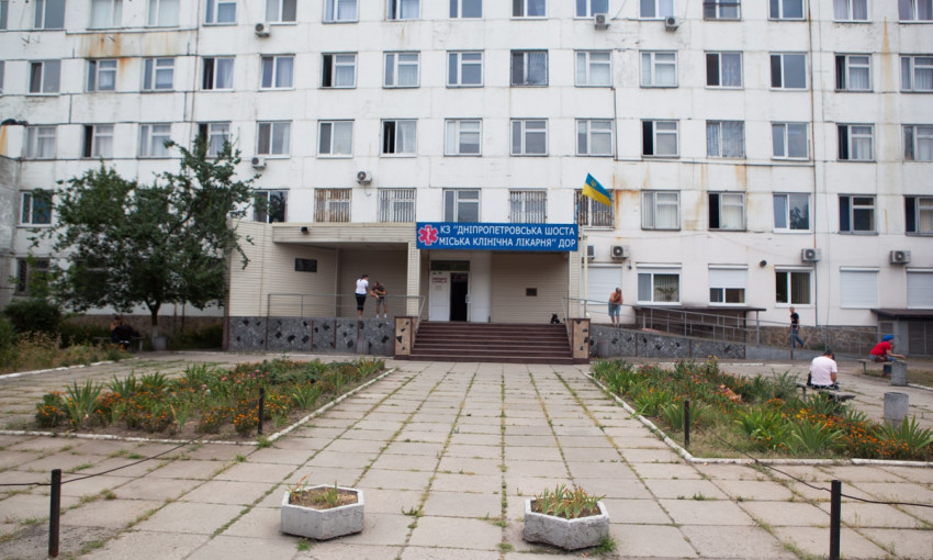 Медики Днепра опровергли информацию о суициде в больнице 