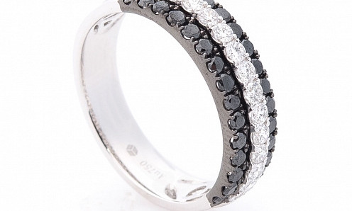 Как выбрать кольцо с черным бриллиантом оригинального происхождения: помогает интернет-магазин «Оникс»