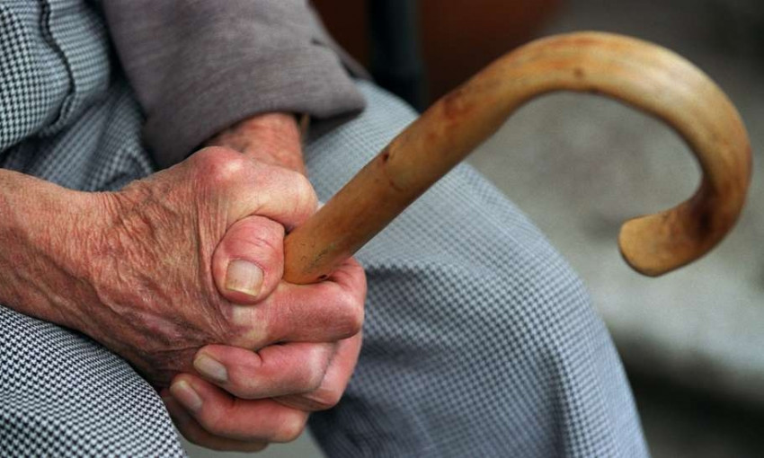 В Днепре пенсионера довели до суицида 