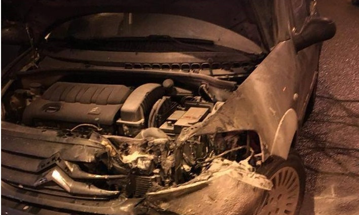 ЧП в Днепре: автомобиль загорелся на ходу 