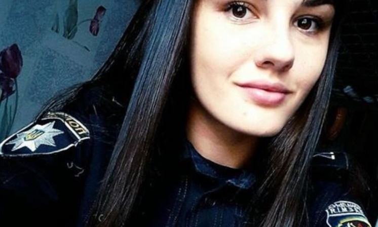 В Днепре юная курсантка полиции задержала грабителя 
