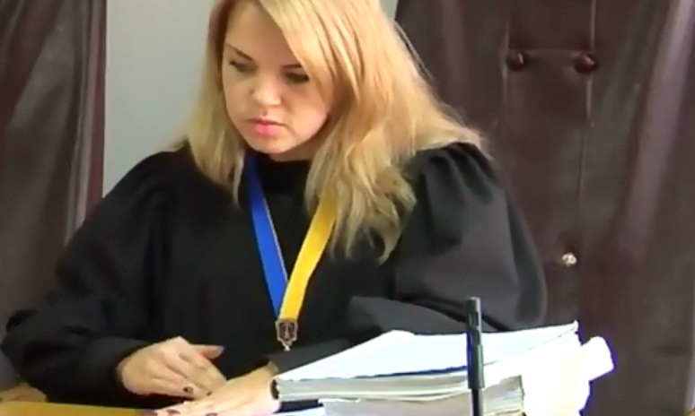 На Днепропетровщине прошло заседание суда по делу хищения бюджета