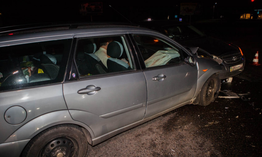ДТП в Днепре: при столкновении двух авто пострадал водитель 