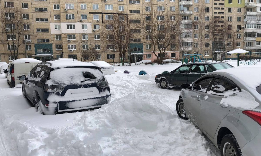 На Днепропетровщине выпала месячная норма снега 