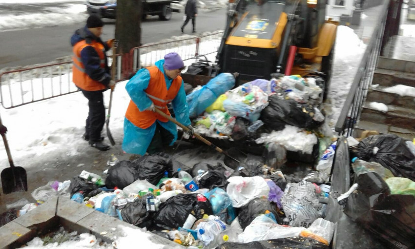 Генеральная уборка по-днепровски: как в городе убирают мусор?