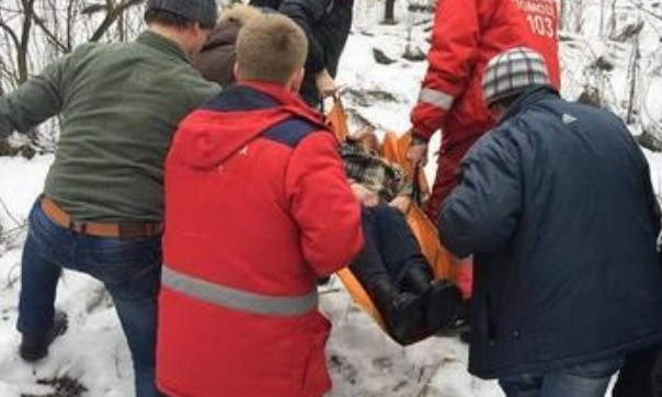 Жители Днепропетровщины спасли мужчину от смерти в балке