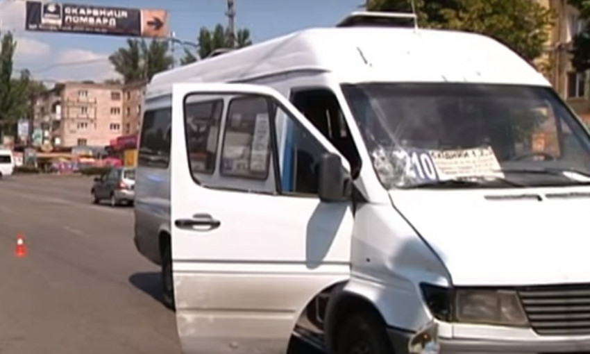 ДТП на Днепропетровщине: маршрутка сбила пешехода 