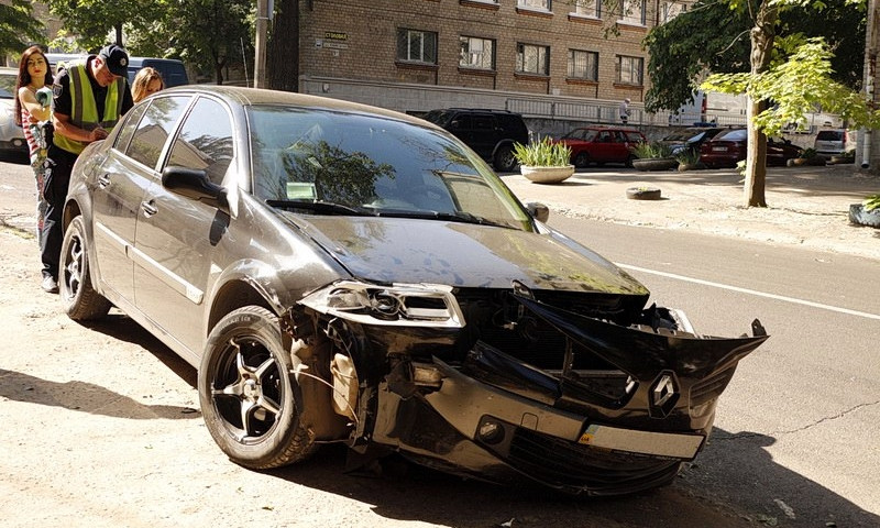 ДТП в Днепре: девушка за рулем устроила аварию