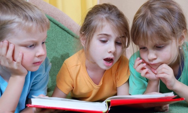 Пять способов привить детям любовь к чтению