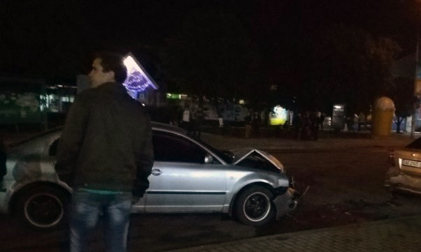 ДТП на Днепропетровщине: в аварию попали четыре авто и девушка
