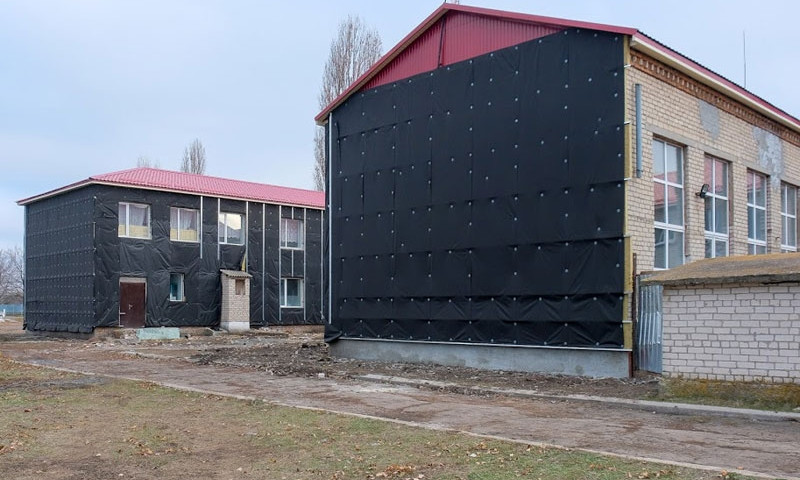 Валентин Резниченко рассказал о реконструкции Карповской опорной школы