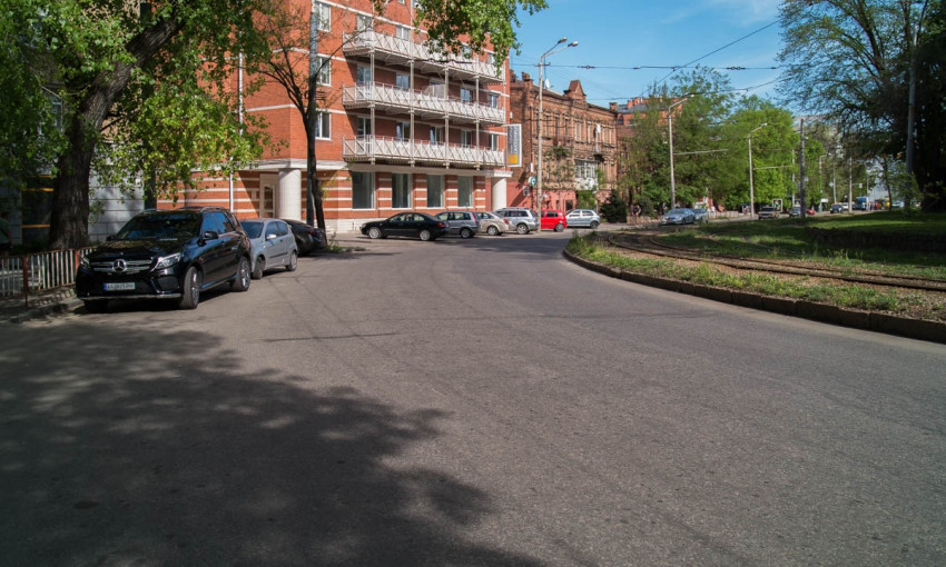 Ремонт дорог в Днепре: как выглядит Соборная площадь после ремонта?