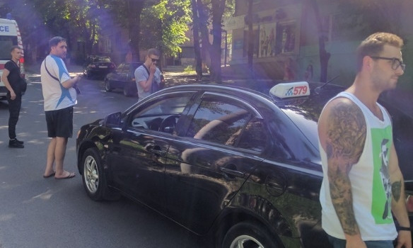 ДТП под Днепром: автомобиль сбил ребенка