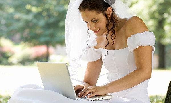 Теперь в Днепре можно жениться через интернет 