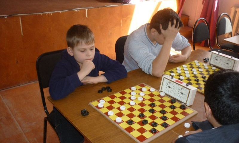 Соревнования по шашкам прошли на Днепропетровщине