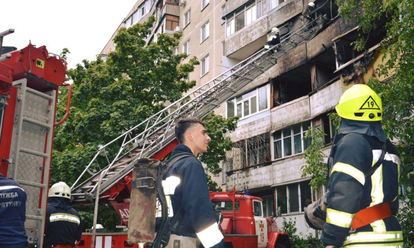 Пожар в Днепре: дом чуть не сгорел из-за окурка 
