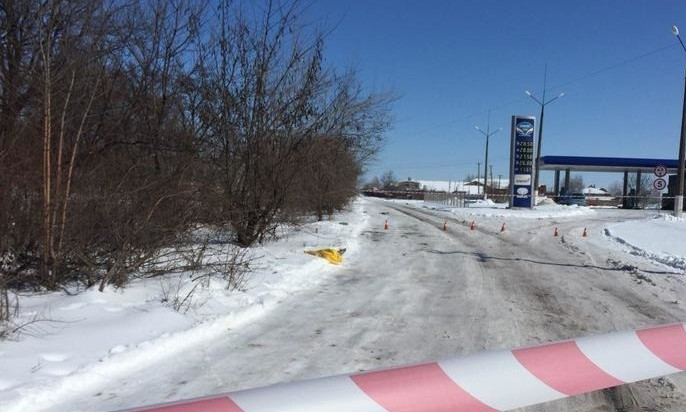 Житель Днепропетровщины нашел мину возле автозаправки 