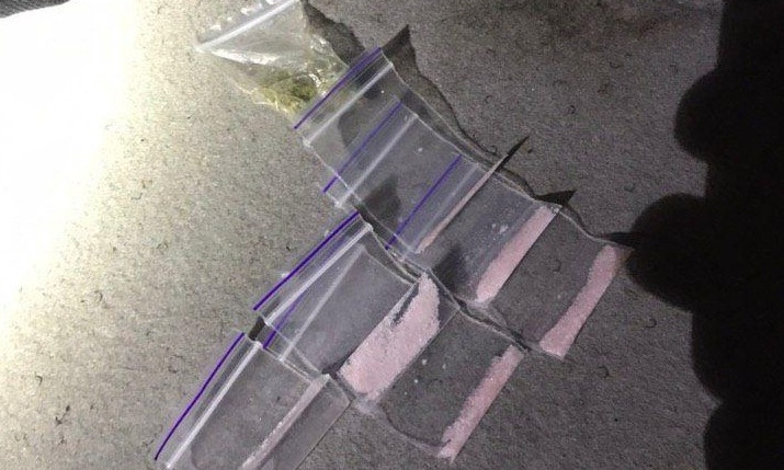 В Днепре полиция обнаружила у горожан наркотики 