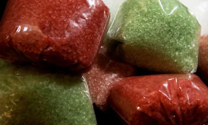 Днепрян призывают к бдительности: детям могут предложить опасную конфету