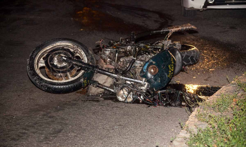 Смертельное ДТП в Днепре: мотоцикл врезался в грузовик 