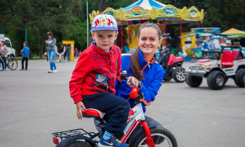 Спортивный дебют: в Днепре прошла велогонка для малышей