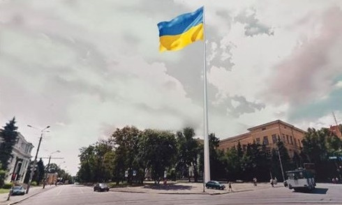 Самый большой флаг в Украине установят в Днепре 