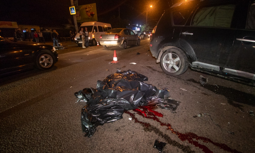 ДТП в Днепре: на Калиновой погиб мотоциклист 