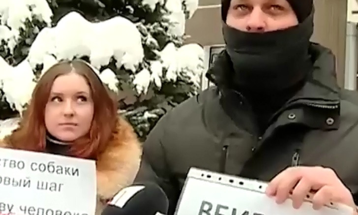 Зоозащитники Днепра митинговали под зданием прокуратуры 