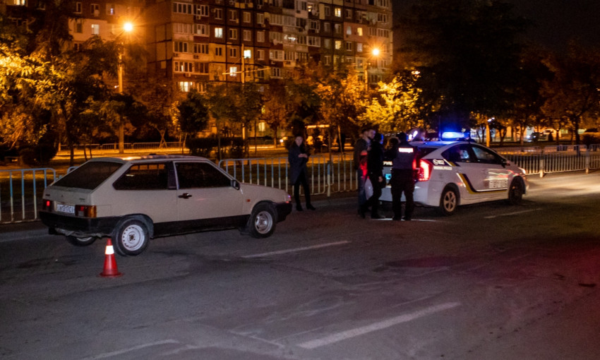 ДТП в Днепре: на проспекте Мира ВАЗ сбил мужчину
