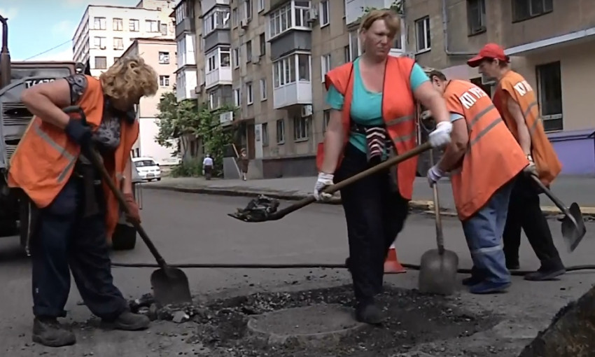 Ремонт дорог в Днепре: в городе ремонтировали сразу 10 улиц 